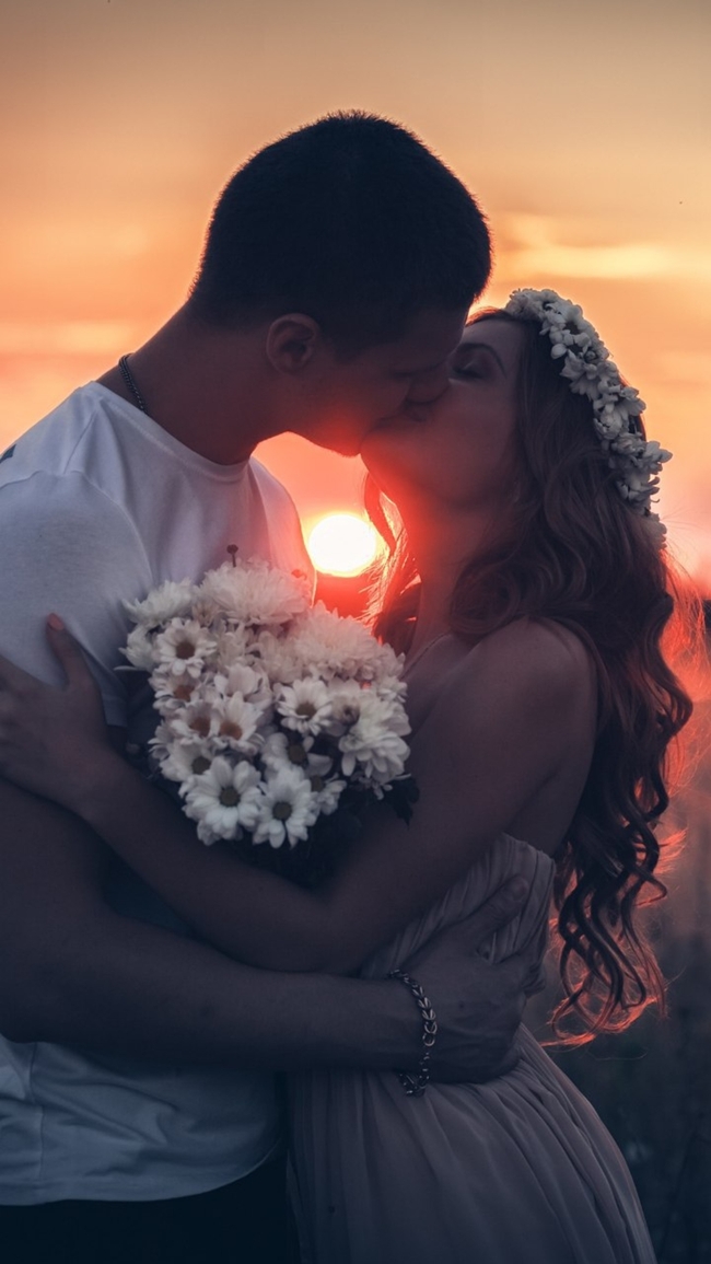 Valentine’s Day Cheats, Topics to Heat Up Love